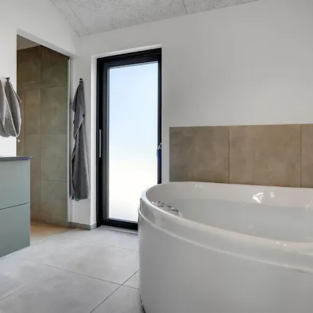 Alpo - 450m From The Sea By Interhome